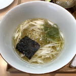 飯田商店 - 「お出汁割り（にぼし）」200円