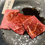 幸せの焼肉食べ放題 かみむら牧場 - 