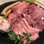 焼肉ばーる やま龍 - 