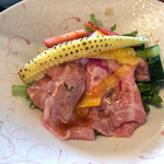 Yonezawa Gyuu Ooki Kongoukaku Sukiyaki Shabushabu Bishamon - 米沢牛と旬野菜の冷菜