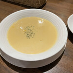 Hambaguhausu Kirakuya - コーンスープ