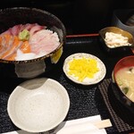 七五三 - 先週の海鮮丼