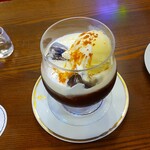 馬車道十番館 - 「コーヒーフロート」