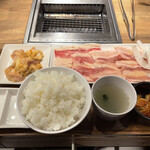 Yakiniku Raiku - 