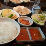 焼肉レストラン よりよい - ランチ　これにお肉とコーヒーついてます