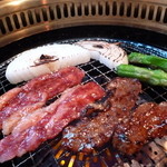 Yakiniku Resutoran Yoriyoi - 焼き焼き～♪