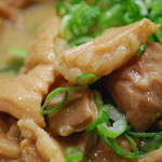 かつ美食堂 - ホルモン煮込み　ズーム