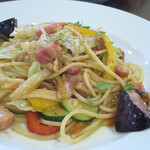 ソラティオ イタリアーノ - 野菜と熟成ベーコンのペペロンチーノ  960円
