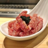 熟成焼肉 はじめ - イチボのユッケ