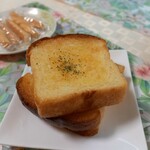 ベーカリーツキヨシ - 