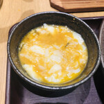 牛カツ京都勝牛 - 残った京玉出汁にごはん投入。うまうま玉子ごはんになりました