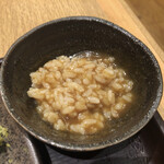 牛カツ京都勝牛 - カレーつけ汁にもごはん投入。スパイスのほどよく効いたカレー飯もおいちー♪