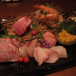 旬鮮炭火焼 獺祭 - 美しい刺し盛り！！