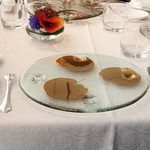 グリルうかい 丸の内店 - 飾り皿