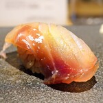 Sushi dan - 真鯛の昆布〆