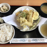 道の駅 能勢くりの郷 - 天ぷら定食