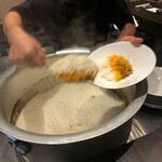 ビリヤニ大澤 - その場で次々と盛り付け