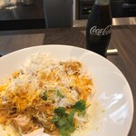 ビリヤニ大澤 - コーラと最高のマリアージュ　パクチーもこんなに食べたの初めてや　大澤マジック