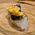 鮨処 池上 - 白イカ 天草の赤ウニ