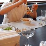 DINING HUIT 8番地 - 