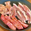 やきにくやさん - 牛カルビ、豚トントロ、鳥トロトリ(セセリ:クビ肉)