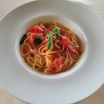 アル・ケッチァーノ  - ◆井上農場フレッシュトマトとバジルのスパゲティーニ