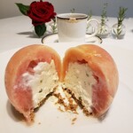 イル コラッツィエーレ - 桃パッカーン