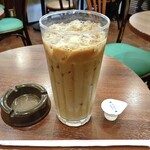 ドトールコーヒーショップ  - アイスカフェ・ラテ（Ｌ）