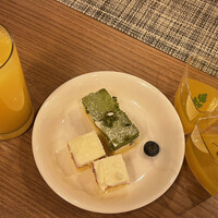 ザ・ループ(ホテルアゴーラリージェンシー大阪堺) - オレンジジュースとデザート