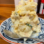 酒場 大穴 - ポテトサラダ 390円（別）