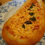 2013年2月）ピザパンも相変わらずの旨さや