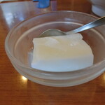 中華ごはん れんげ食堂 - 「杏仁豆腐」サービス