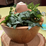 モノリス - ❸モノリスエッグ
      スクランブルエッグ、ベーコン、シェリービネガー、ハチミツ