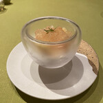 モノリス - ➓桃、ブランマンジェ、桃のジュレ。