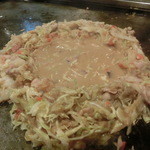 Okonomiyaki Irori - もんじゃ(調理中)