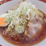 Michi No Eki Sambon Giyamanami - 冷やしラーメン　670円。からしではなくわさび添え。