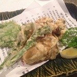 厳選地酒と本格焼酎の店 うみんちゅ - Ｈ25.03　広島産カキの天ぷら