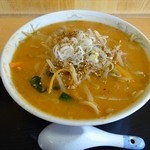梅園食堂 - ヤンニン味噌ラーメン（700円）