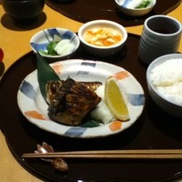 伊豆の旬 やんも 丸の内店 - さば塩焼き