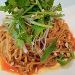 龍潭酒家 - 汁なし担々麺（大盛）