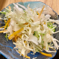 ヒル薬膳粥・ヨル貝料理カイノクチ - ♢サラダ