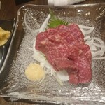 天然薄霜馬さし