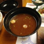 松園荘 保津川亭 - 赤出汁