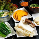 張記 韓炉焼肉 - 野菜