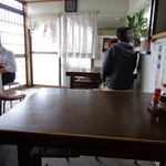 大野屋食堂 - テーブル席