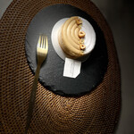 デリカテッセン - モンブランだったかな？超濃厚で、一回では食べきれず、確か4回くらいに分けて食べた記憶があります。