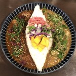 路地裏キッチン ヨネモンカレー - 和牛あごスジと豚軟骨のほうじ茶カレーと冷やしせせりと３種鶏キーマの冷汁和風出汁カレー