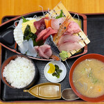 カネセイ - お刺身舟盛り定食 