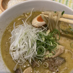 Ramen mifuku - グリーンカレーラーメン1280円