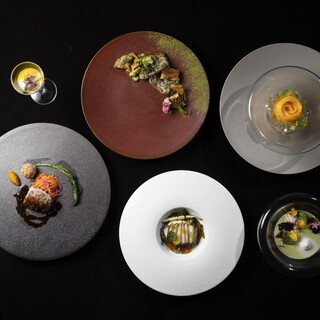 Restaurant THE MOON_1